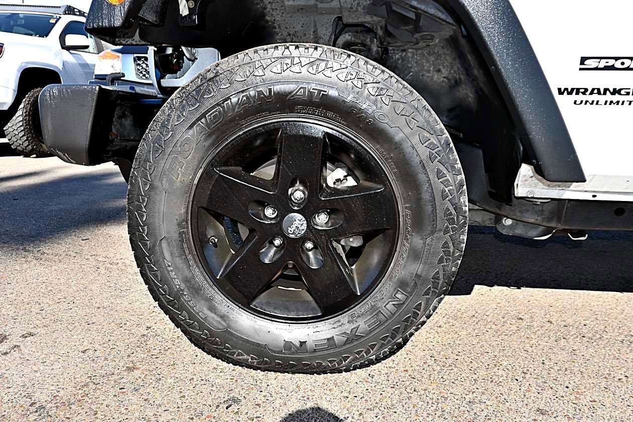 Used 2017 Jeep Wrangler Unlimited Sport w/ Quick Order Package 24S image 8