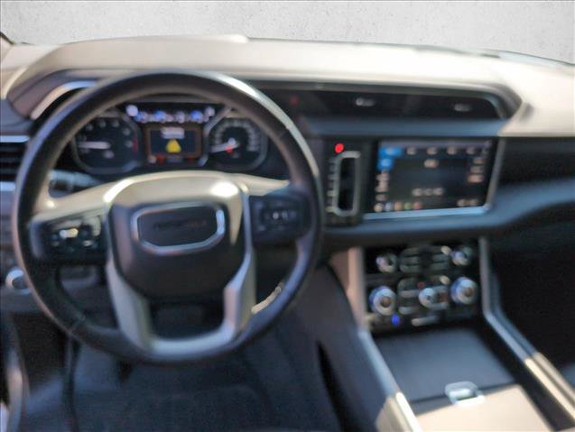 Used 2021 GMC Yukon XL Denali AWD/4WD image 15