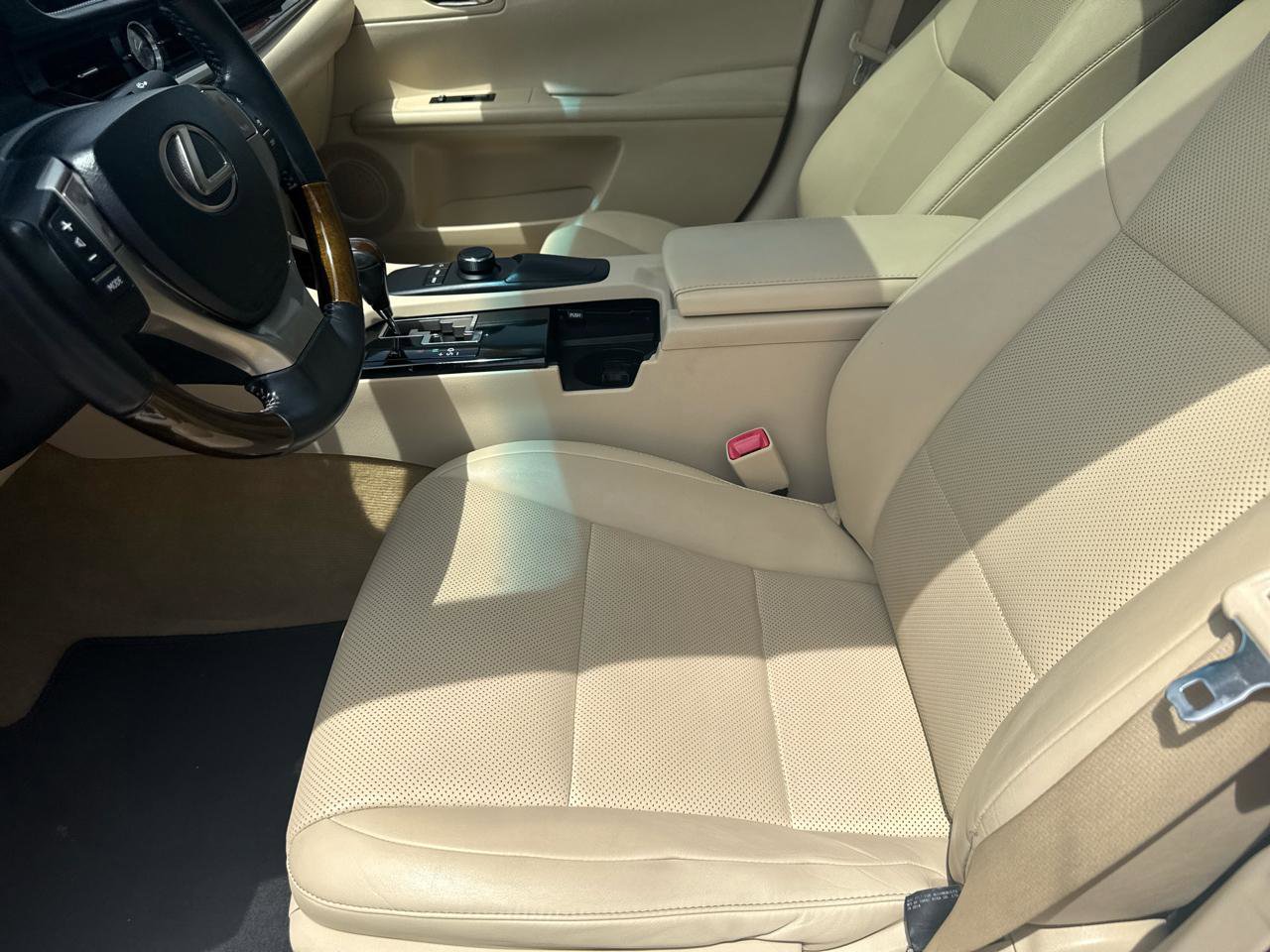 Used 2014 Lexus ES 350 w/ Premium Package FWD image 10