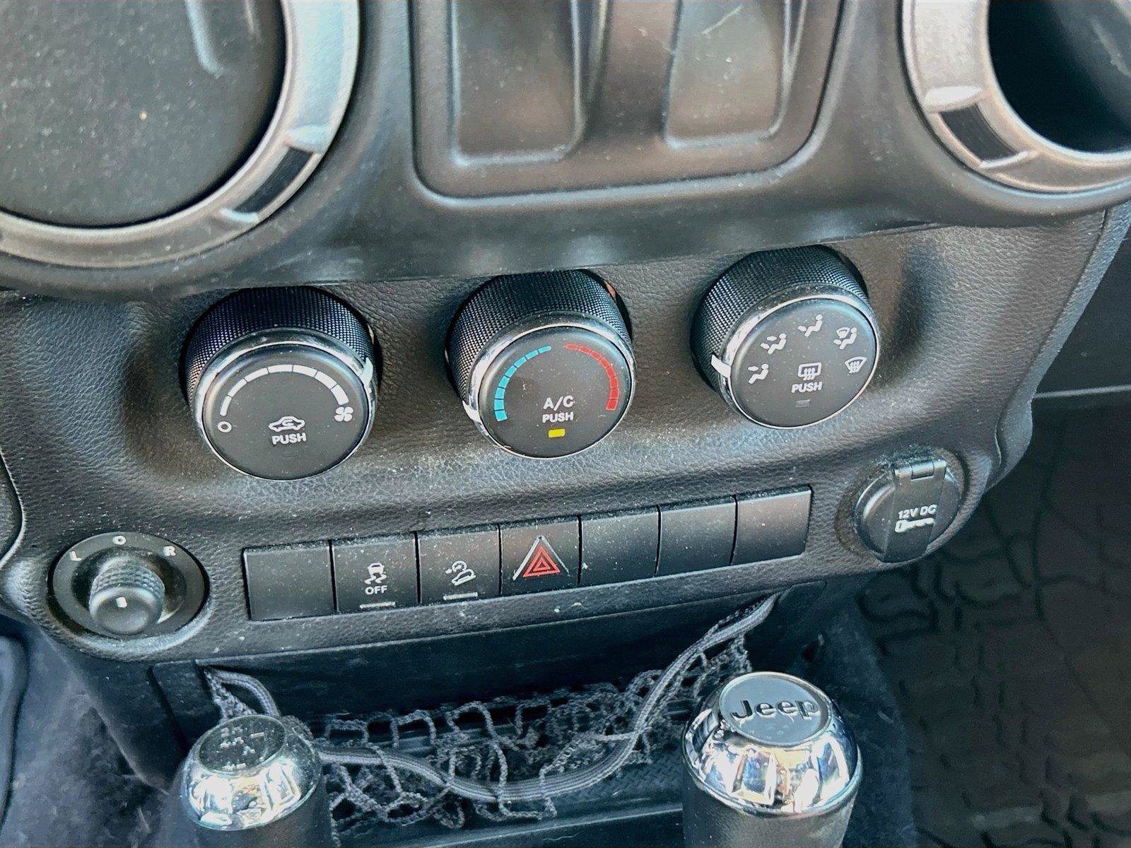 Used 2014 Jeep Wrangler Sport w/ Quick Order Package 24S AWD/4WD image 23