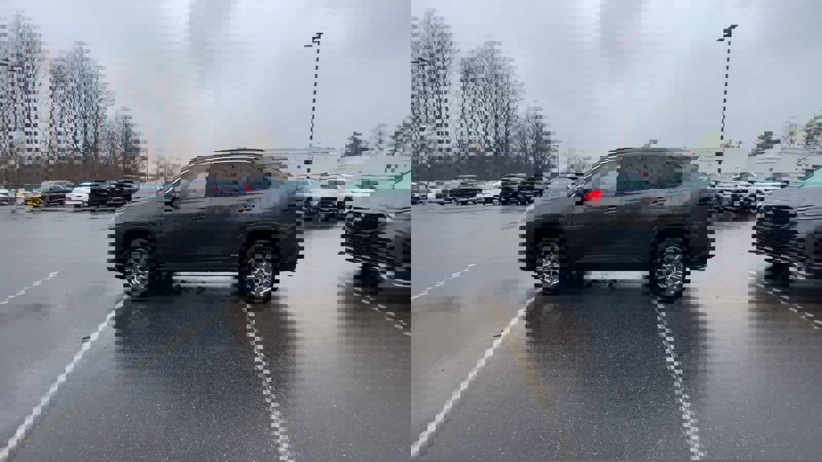 Used 2025 Toyota RAV4 LE image 9