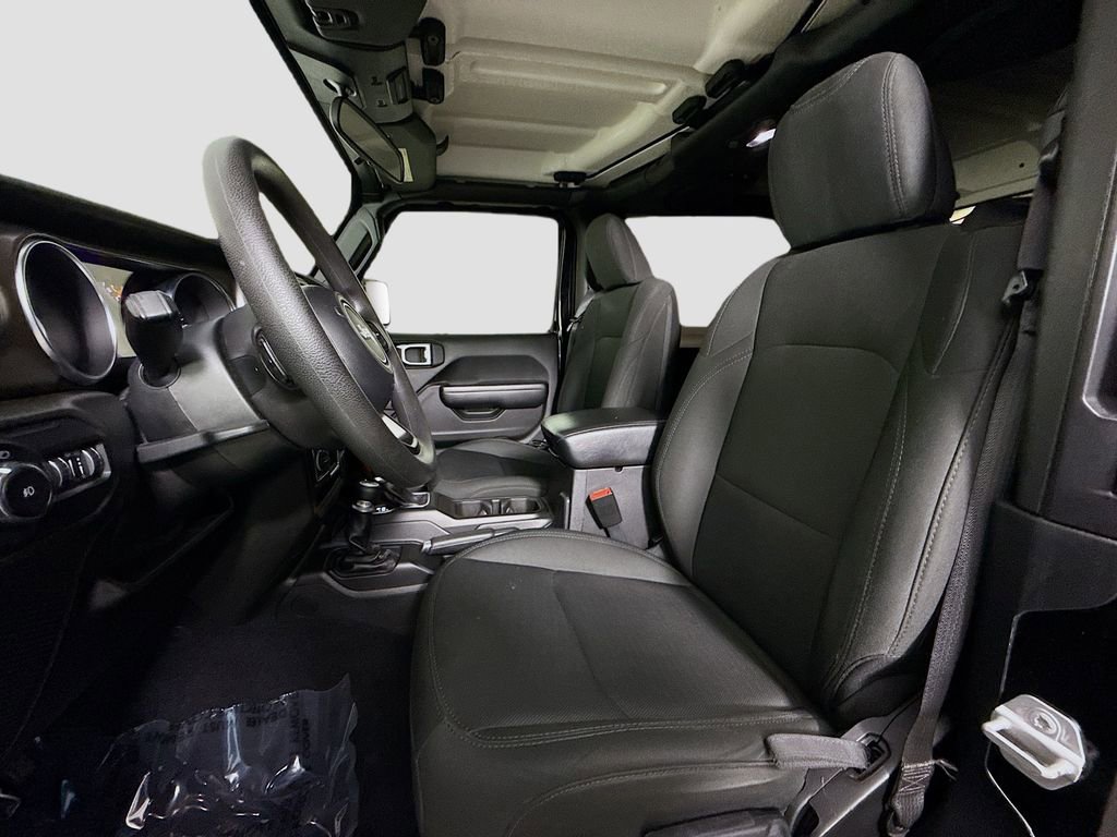 Used 2018 Jeep Wrangler Sport image 10