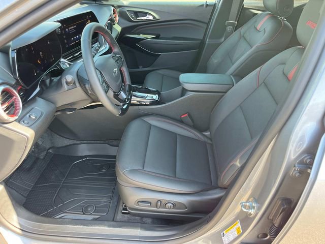 Certified 2026 Chevrolet Trax RS w/ Sunroof Package image 25