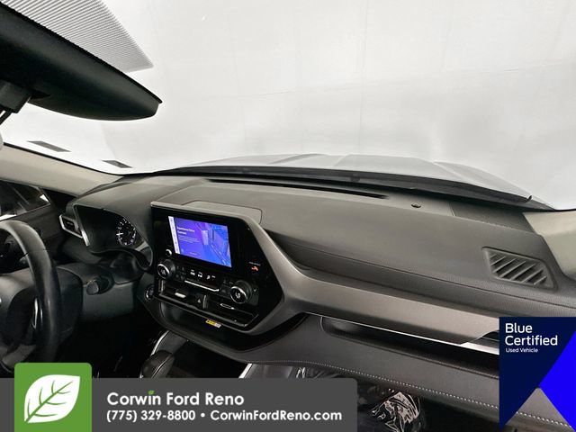 Used 2023 Toyota Highlander XLE AWD/4WD image 32