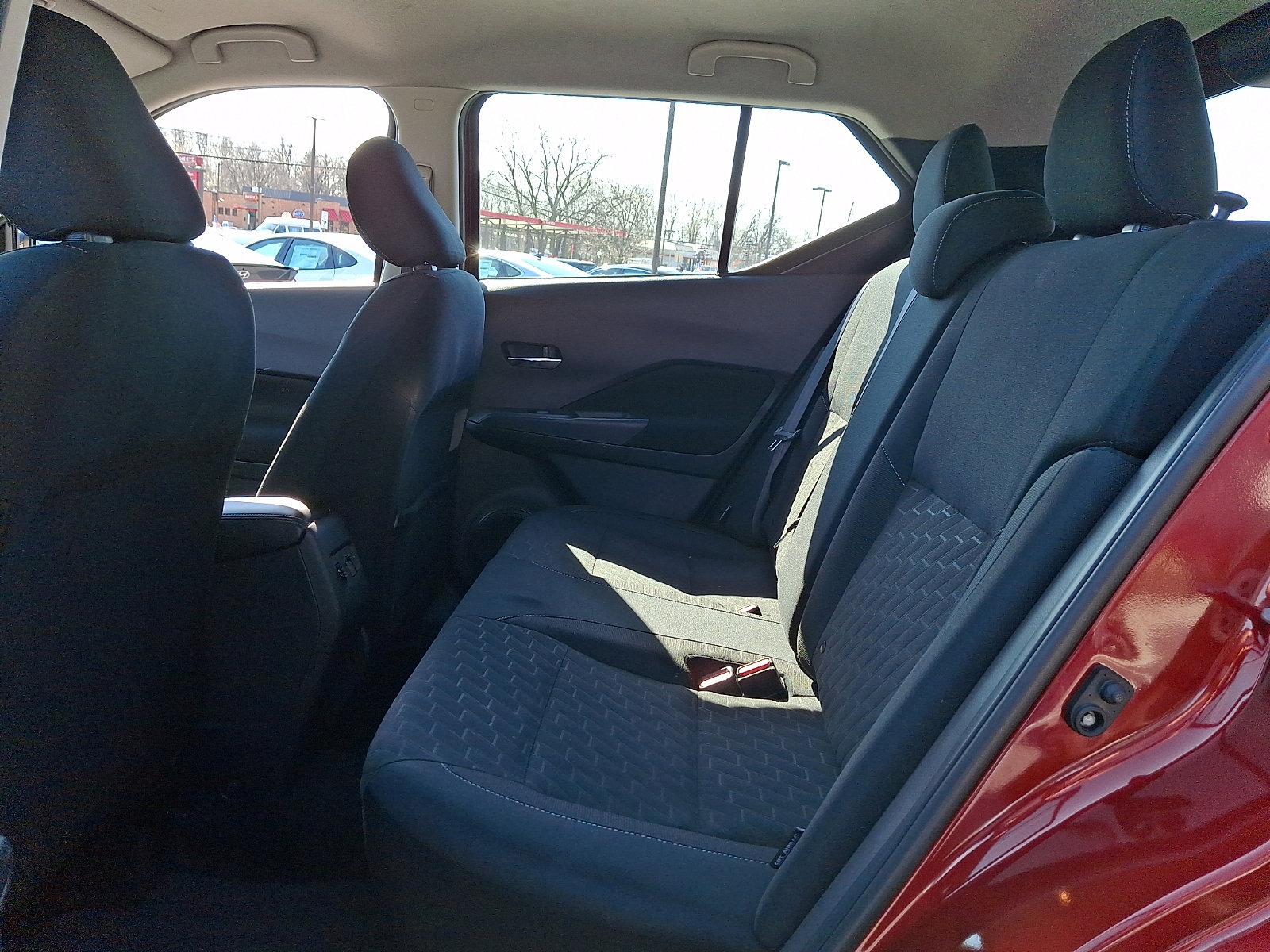 Used 2024 Nissan Kicks SV image 10
