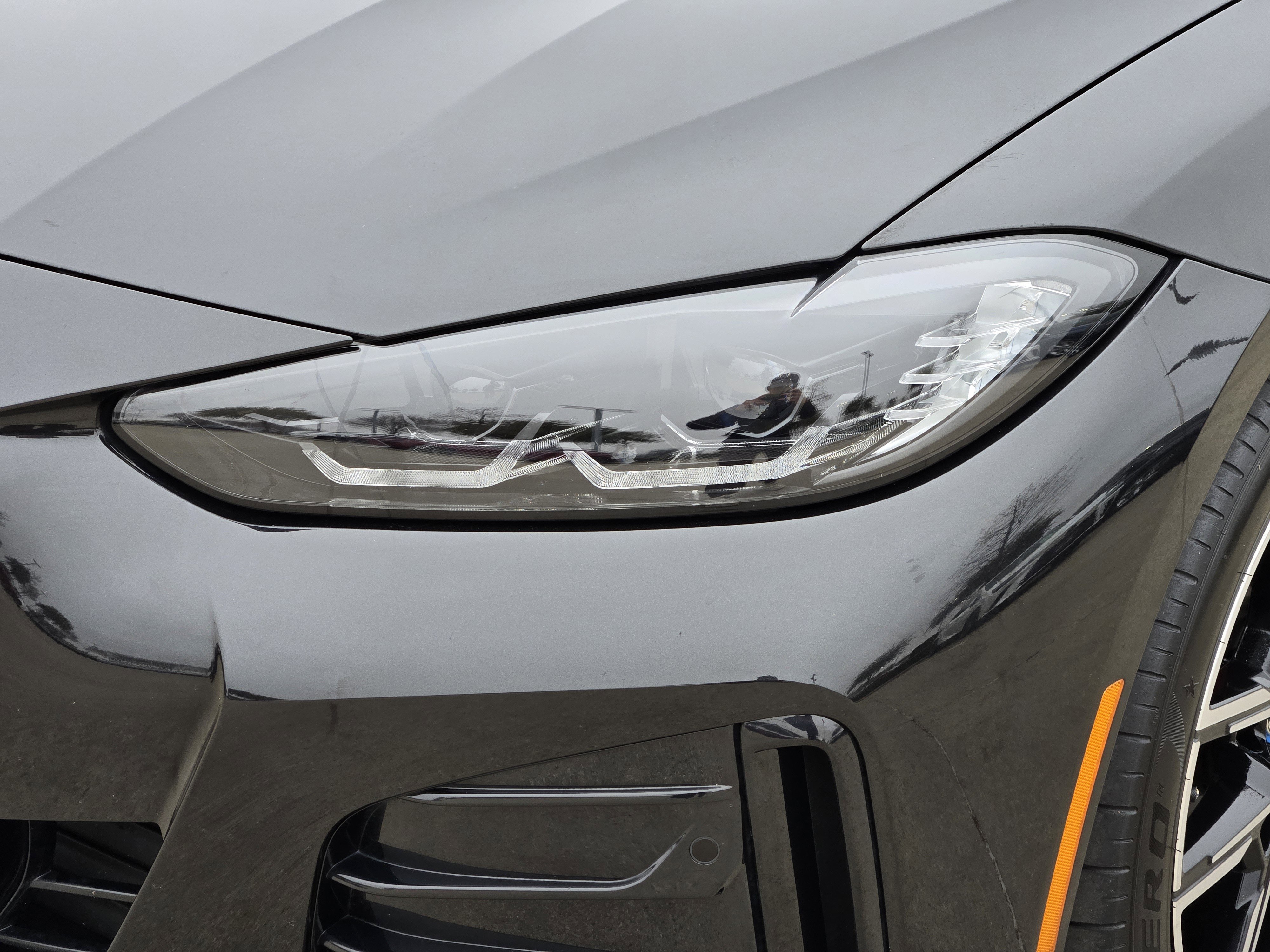 Used 2023 BMW i4 eDrive40 w/ M Sport Package image 7