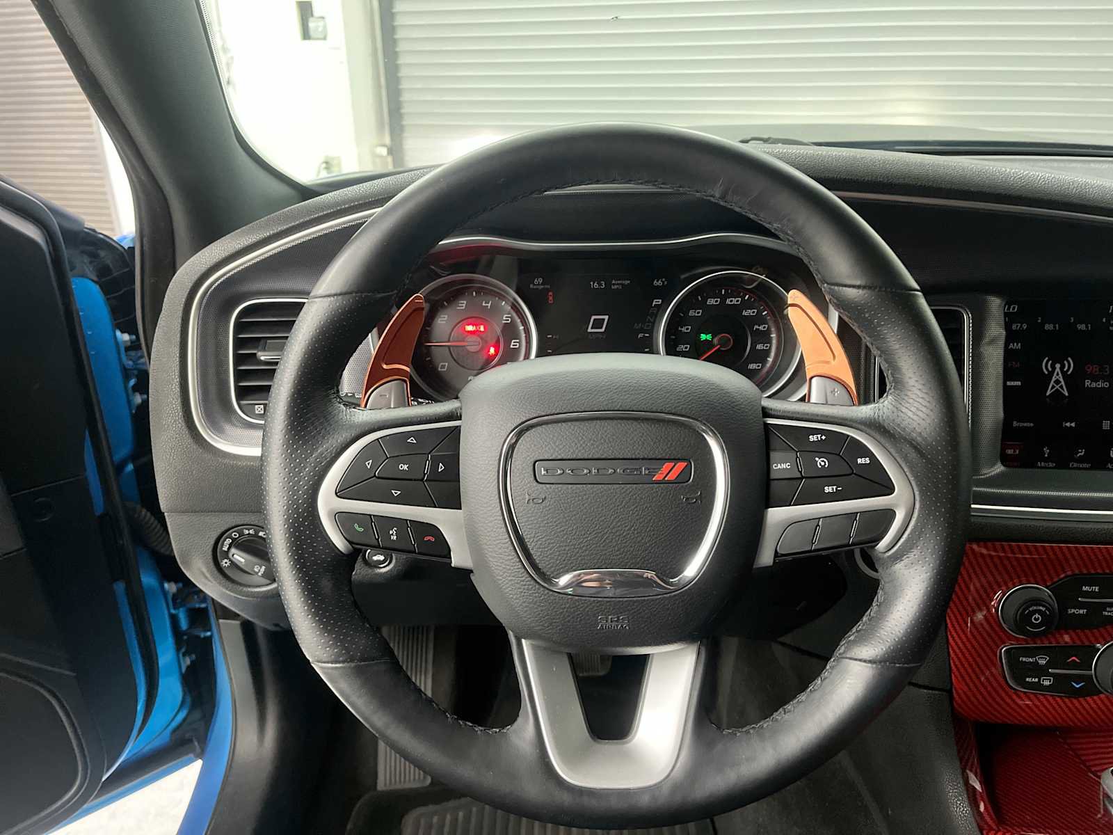 Used 2018 Dodge Charger R/T Scat Pack w/ Dynamics Package RWD image 17