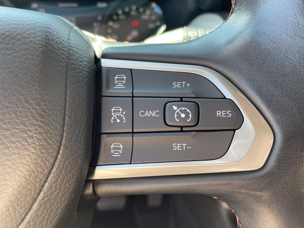Used 2022 Jeep Compass Limited w/ Sun and Sound Group AWD/4WD image 17