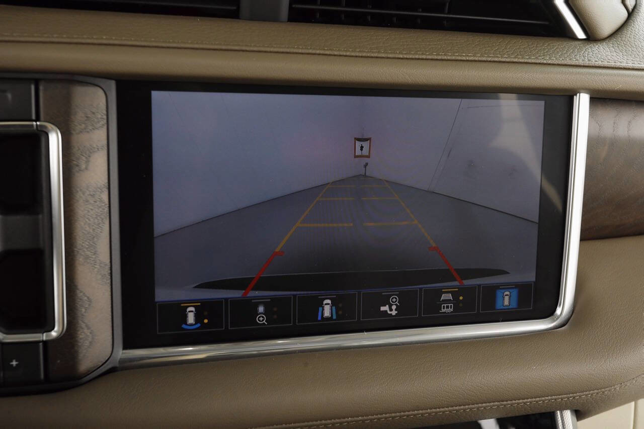 Used 2021 GMC Yukon Denali w/ Denali Premium Package image 30