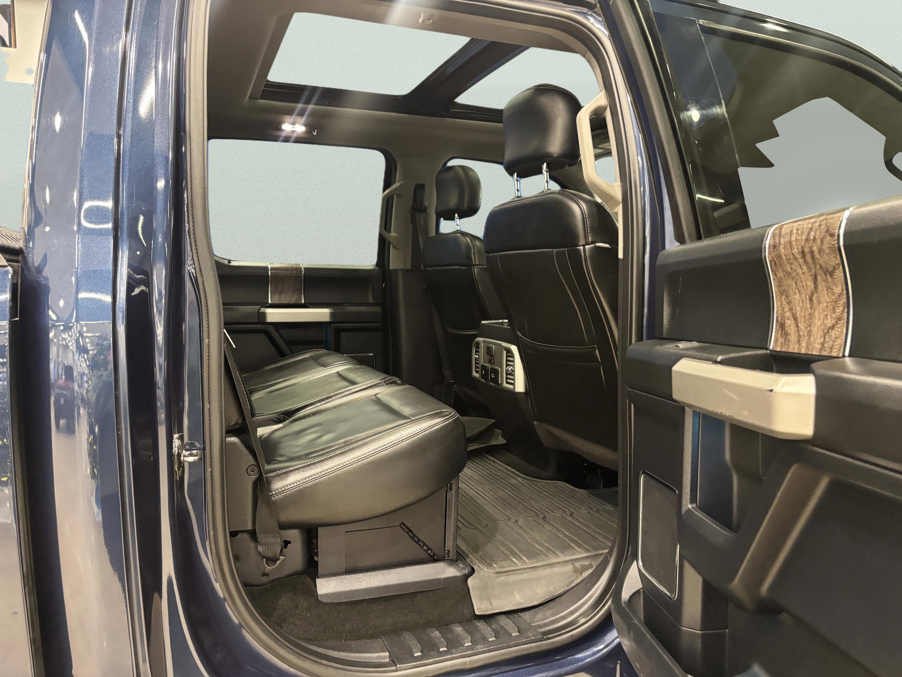 Used 2017 Ford F350 Lariat w/ Lariat Ultimate Package image 16