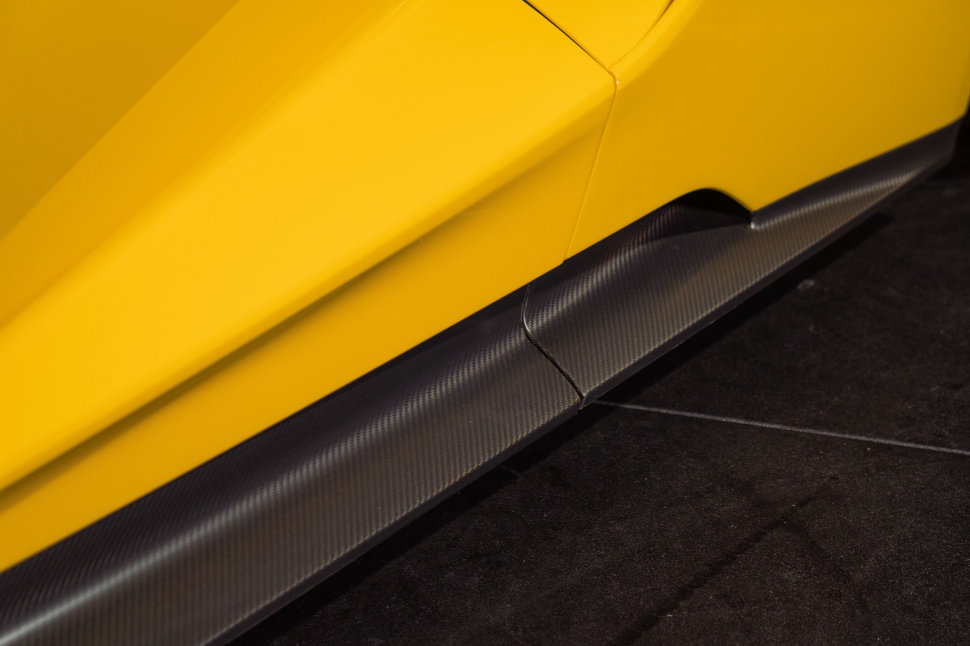 Used 2019 Ford GT RWD image 18