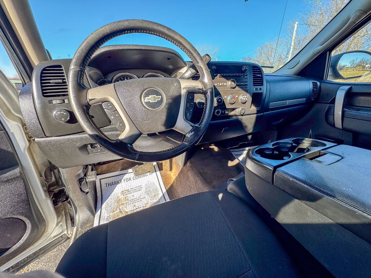 Used 2010 Chevrolet Silverado 2500 LT w/ Interior Plus Package AWD/4WD image 20