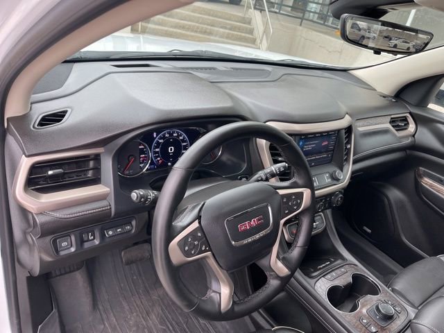 Used 2023 GMC Acadia Denali w/ Denali Ultimate Package image 8