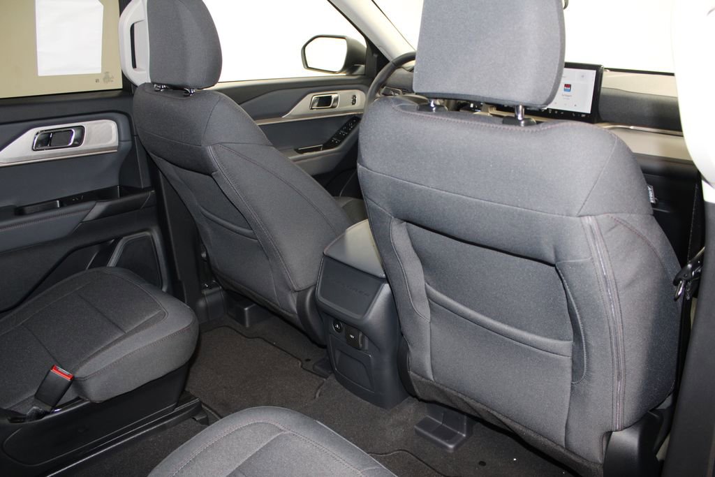 New 2026 Ford Explorer Active image 32