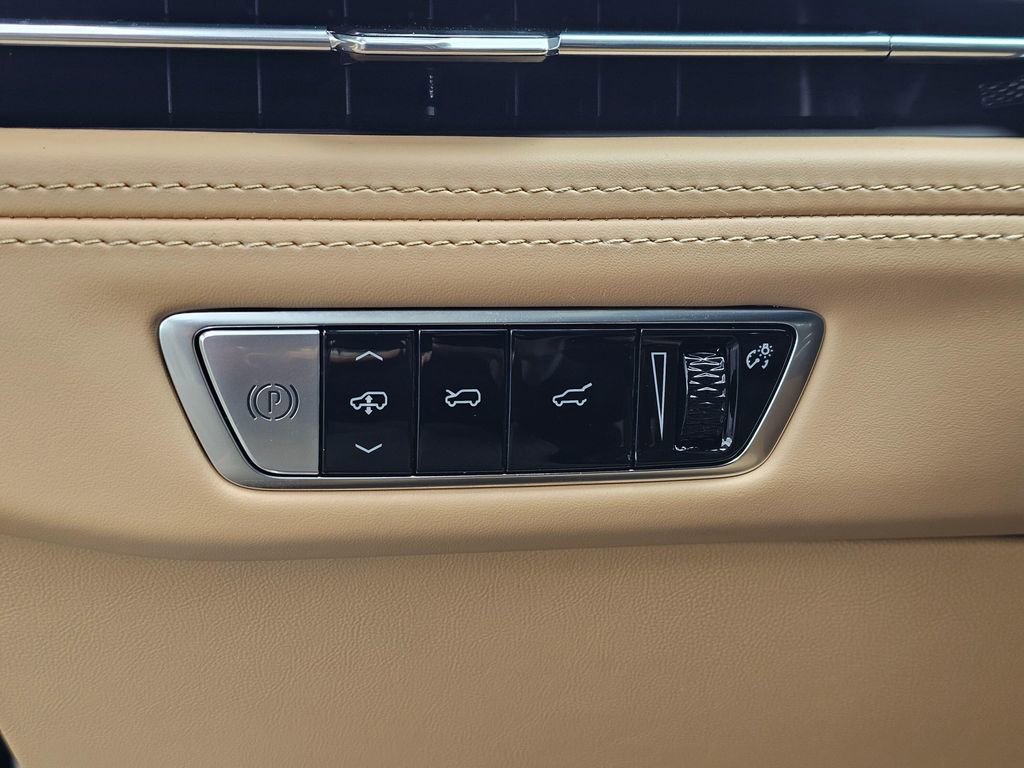 New 2026 Cadillac Escalade IQ Sport 2 w/ LPO, ONYX Package image 25