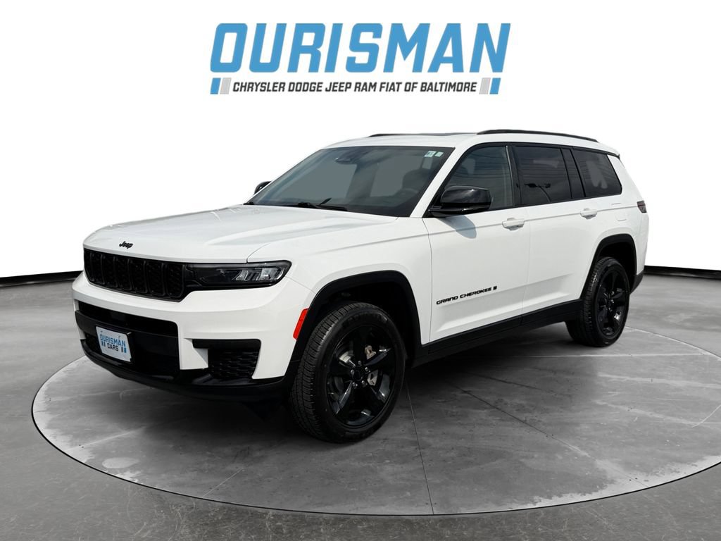 Used 2023 Jeep Grand Cherokee L Laredo AWD/4WD image 2