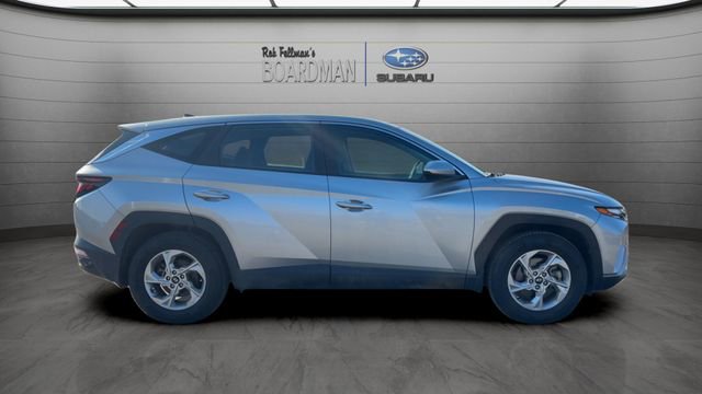 Used 2023 Hyundai Tucson SE image 4