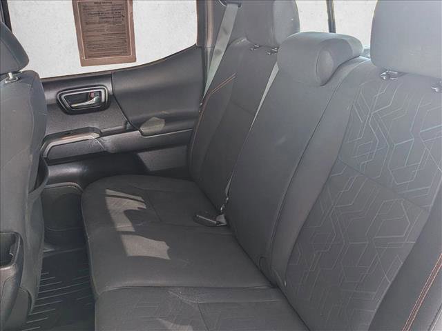 Used 2019 Toyota Tacoma TRD Off-Road image 15