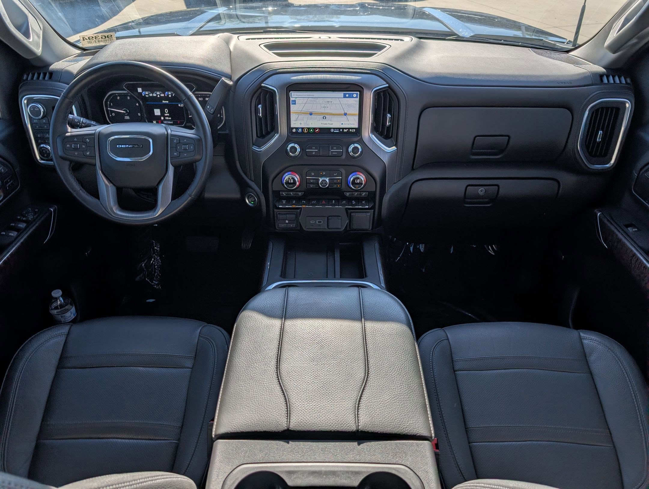 Used 2023 GMC Sierra 3500 Denali w/ Denali Ultimate Package image 27