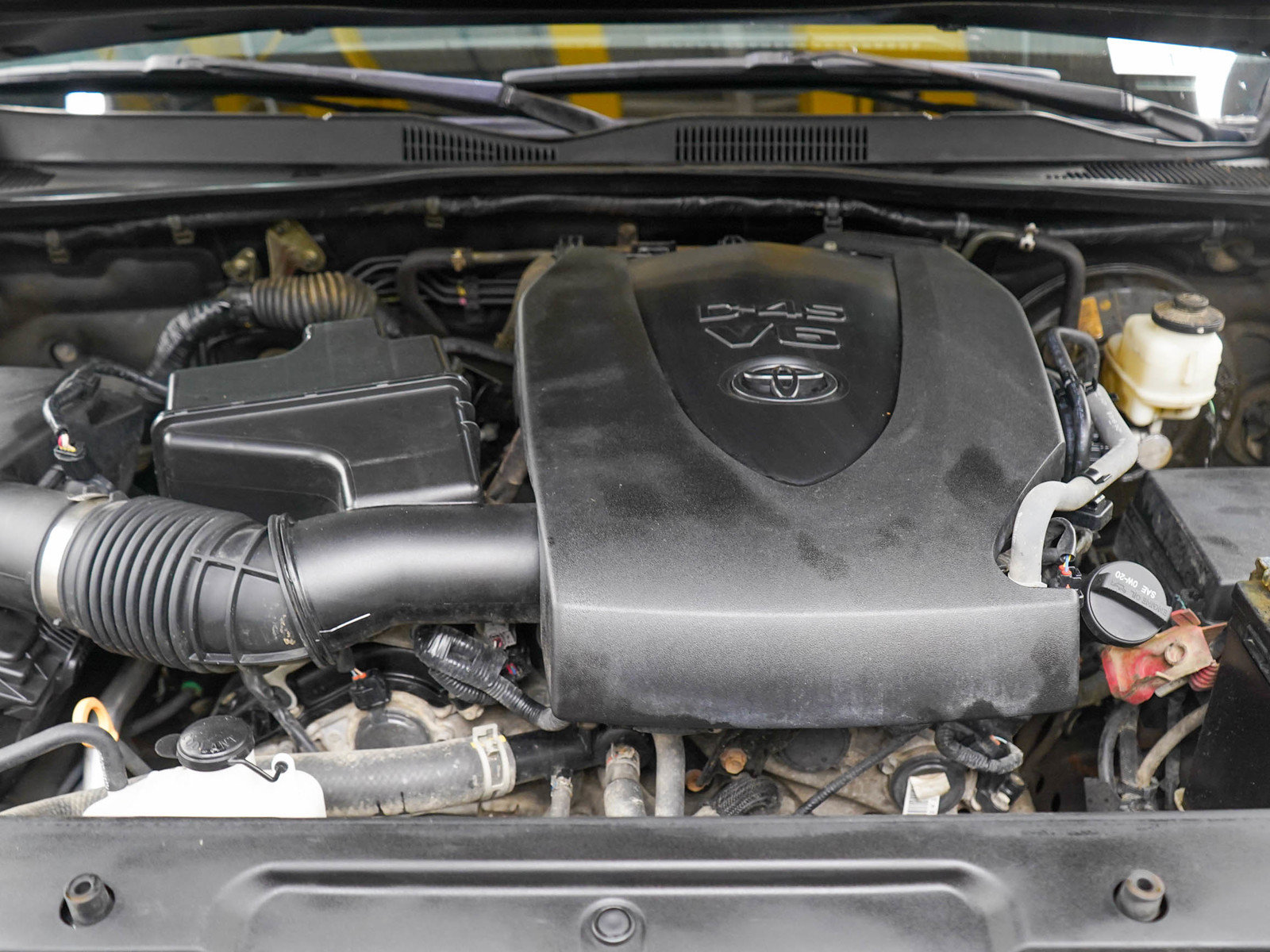 Used 2021 Toyota Tacoma TRD Off-Road AWD/4WD image 29