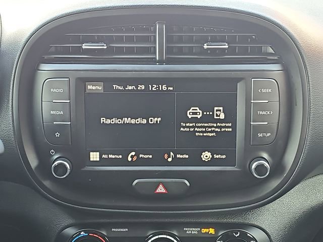 Used 2025 Kia Soul LX w/ LX Technology Package image 14
