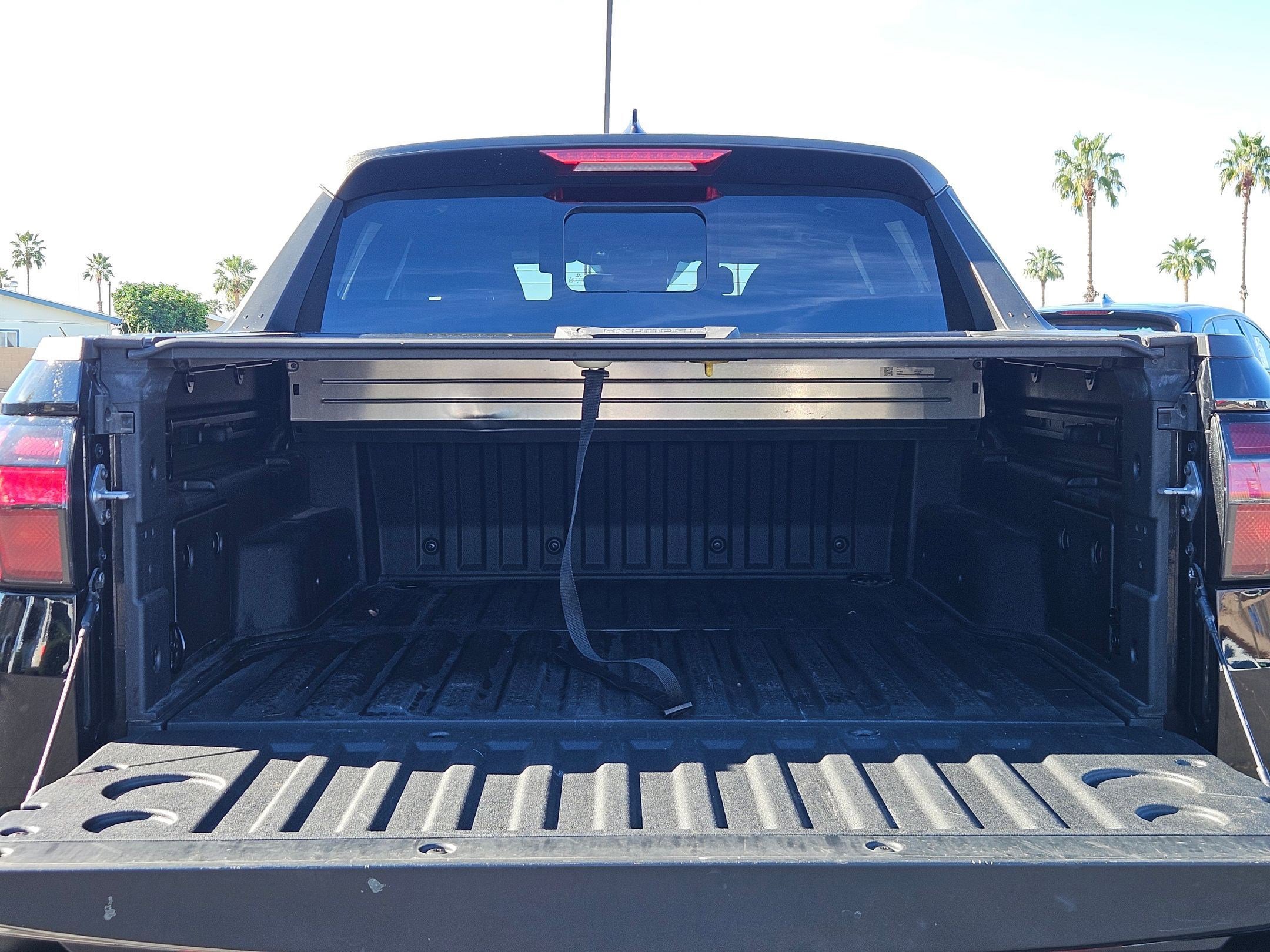 Used 2022 Hyundai Santa Cruz SEL Premium image 6