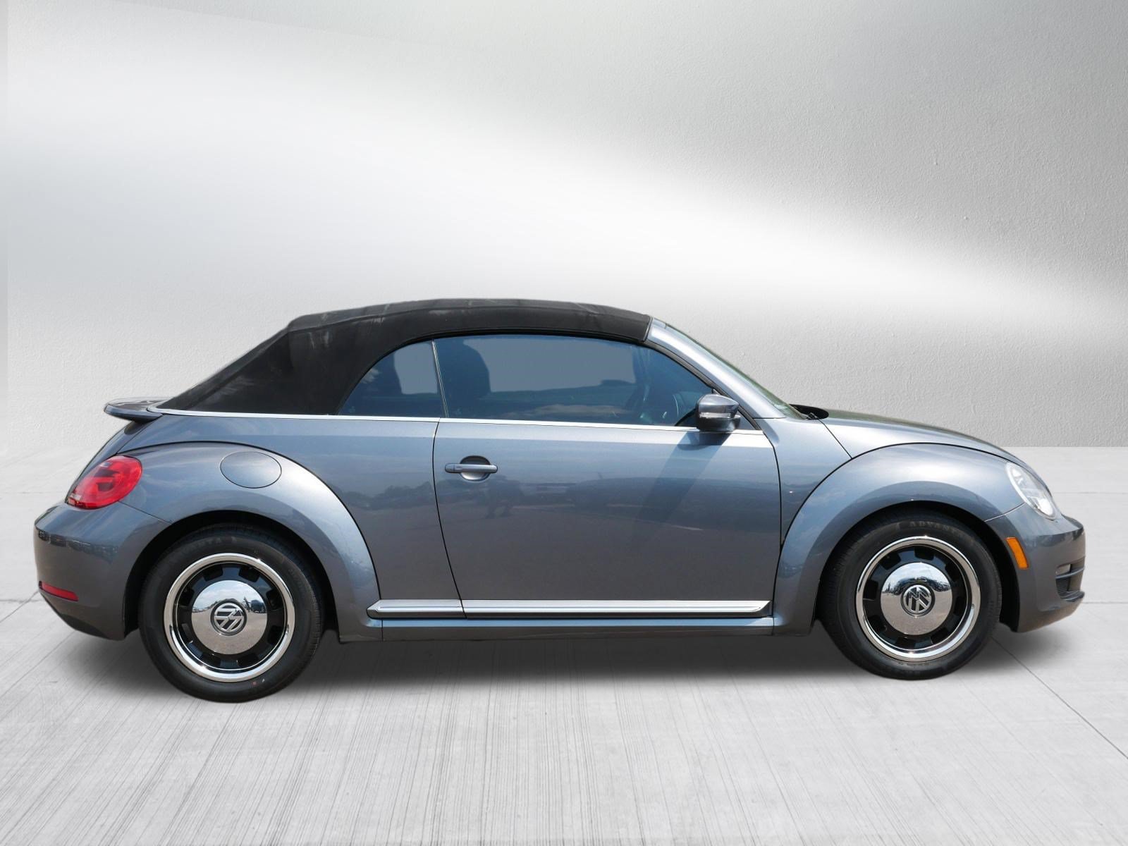 Used 2014 Volkswagen Beetle 1.8T FWD image 8