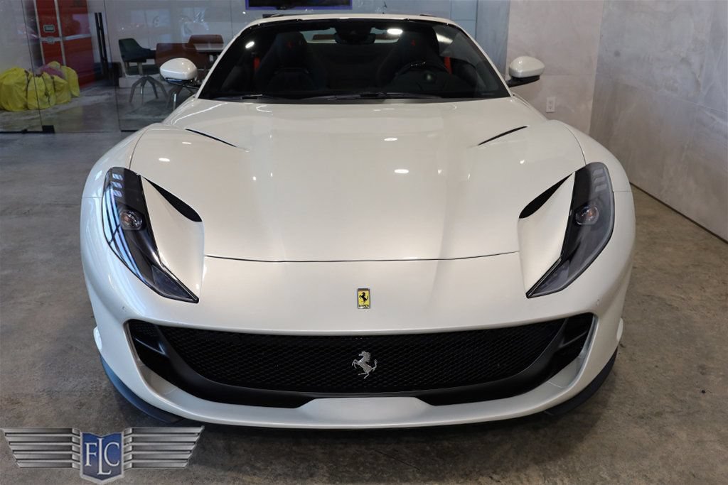 Used 2021 Ferrari 812 GTS RWD image 7