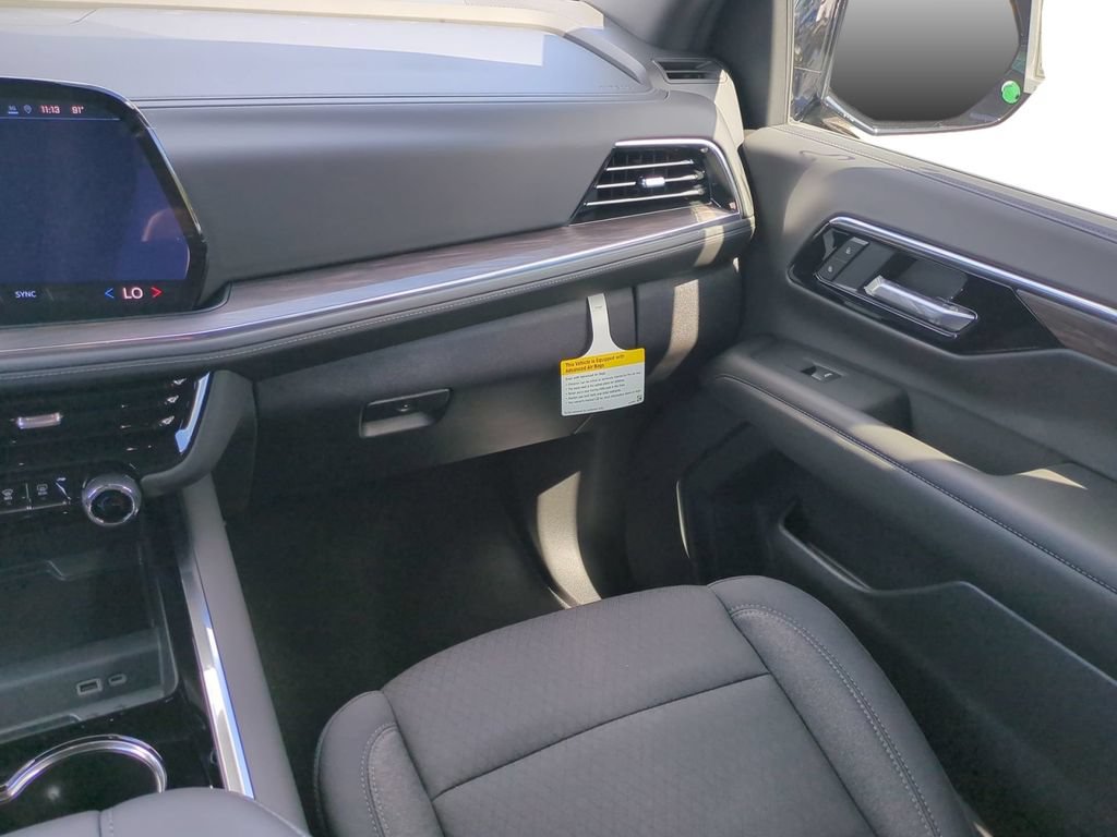 New 2026 Chevrolet Suburban LS w/ LPO, Dark Essentials Package AWD/4WD image 17