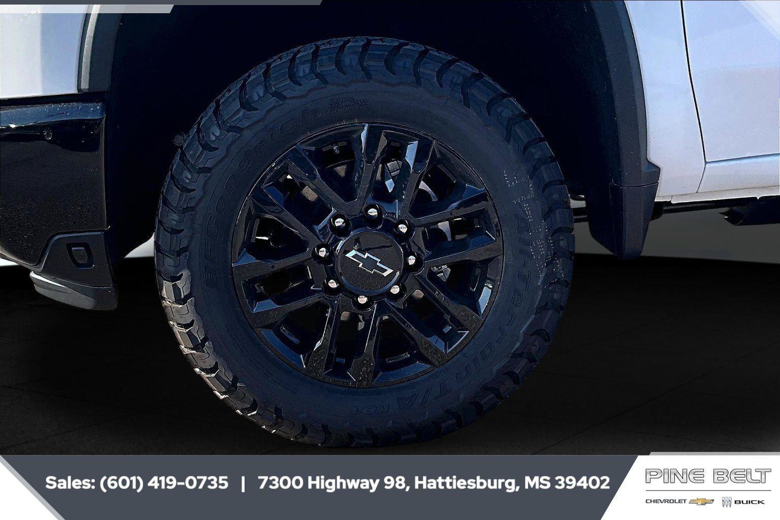New 2026 Chevrolet Silverado 2500 LT w/ Trail Boss Package AWD/4WD image 8