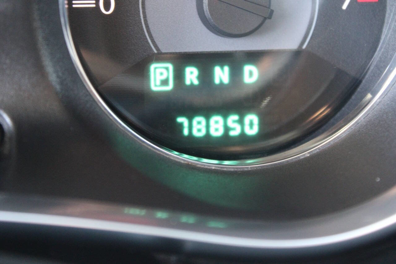 Used 2013 Chrysler 200 Touring w/ S Exterior Appearance Pkg image 22