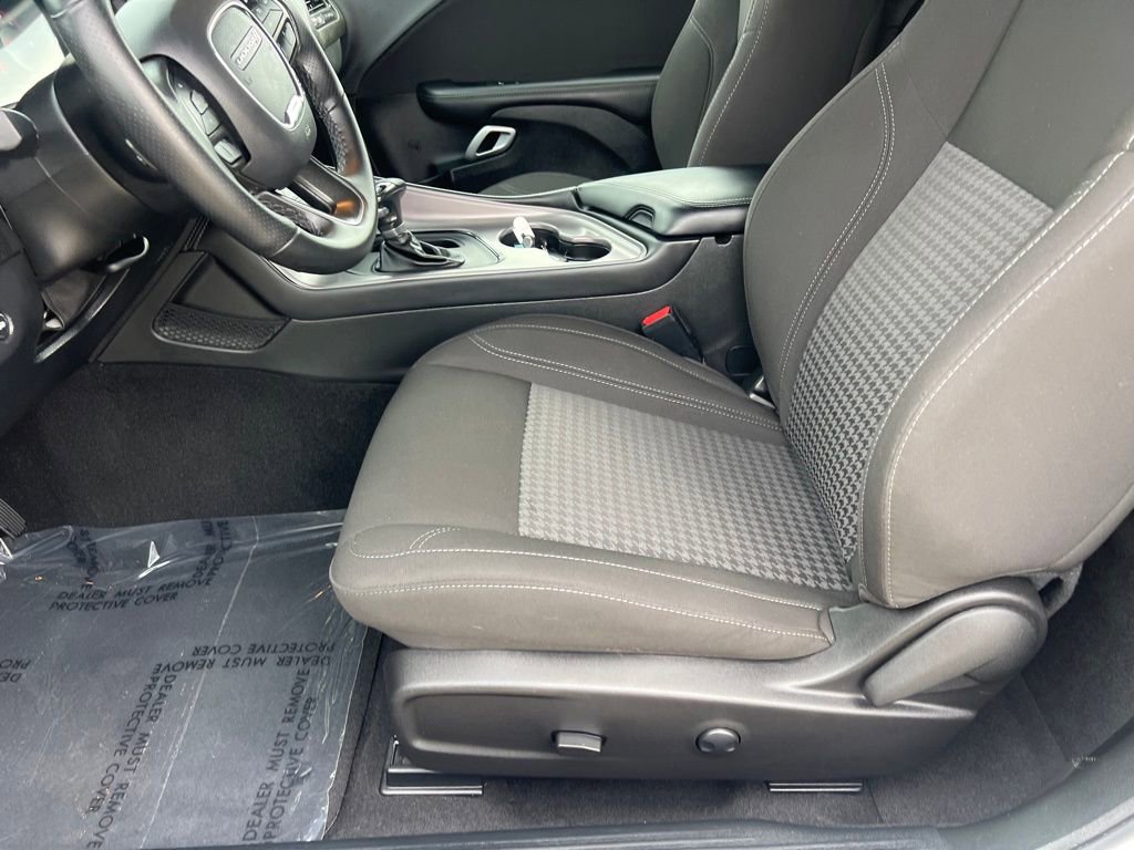 Used 2023 Dodge Challenger SXT w/ Blacktop Package image 22