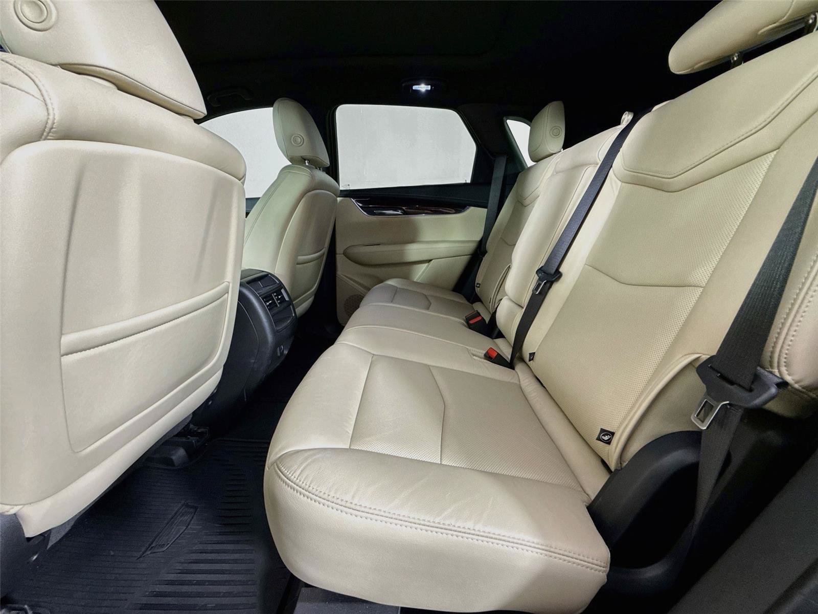 Used 2019 Cadillac XT5 Luxury FWD image 10