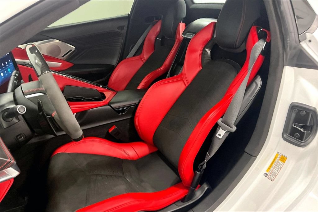 Used 2024 Chevrolet Corvette E-Ray AWD/4WD image 23