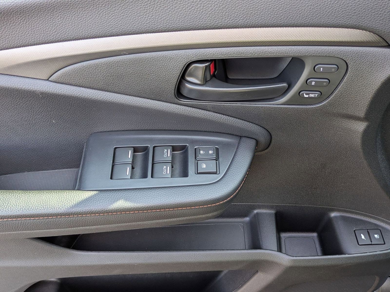 Certified 2022 Honda Passport TrailSport image 5