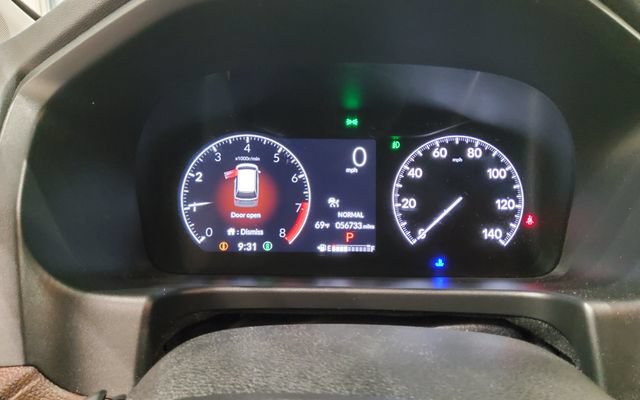 Used 2025 Honda Odyssey Touring image 24