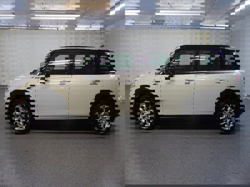 Used 2016 MINI Cooper Clubman image 4