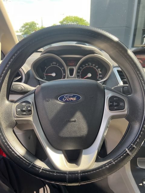 Used 2012 Ford Fiesta SE FWD image 18