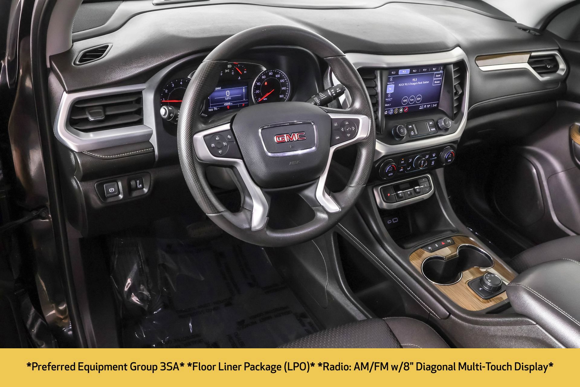 Used 2023 GMC Acadia SLE w/ LPO, Floor Liner Package image 5