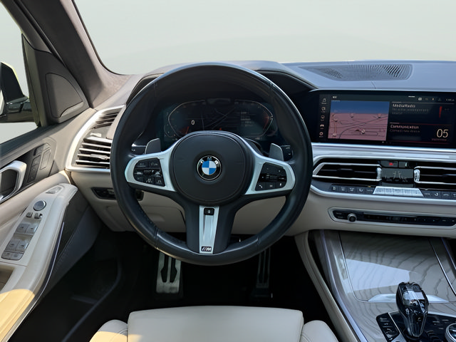 Used 2022 BMW X7 xDrive40i w/ M Sport Package AWD/4WD image 10