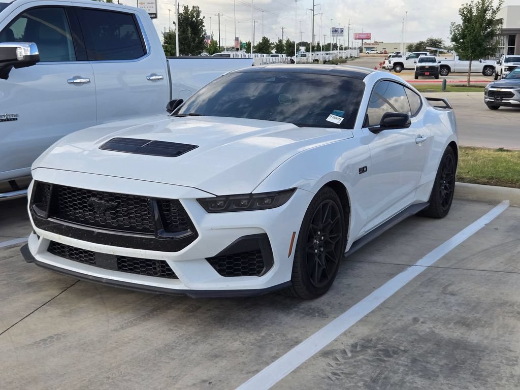 Used 2024 Ford Mustang GT Premium w/ GT Performance Package RWD image 3