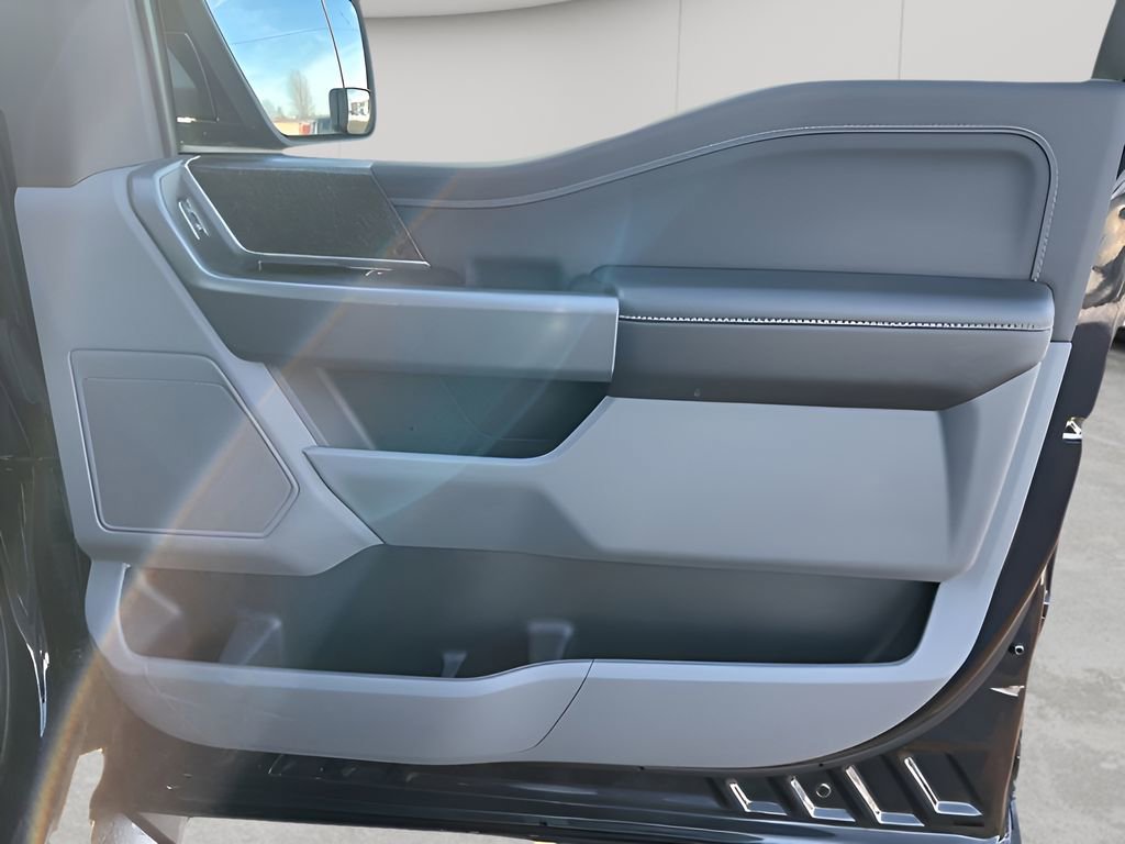 Used 2021 Ford F150 XLT w/ Equipment Group 302A High image 8