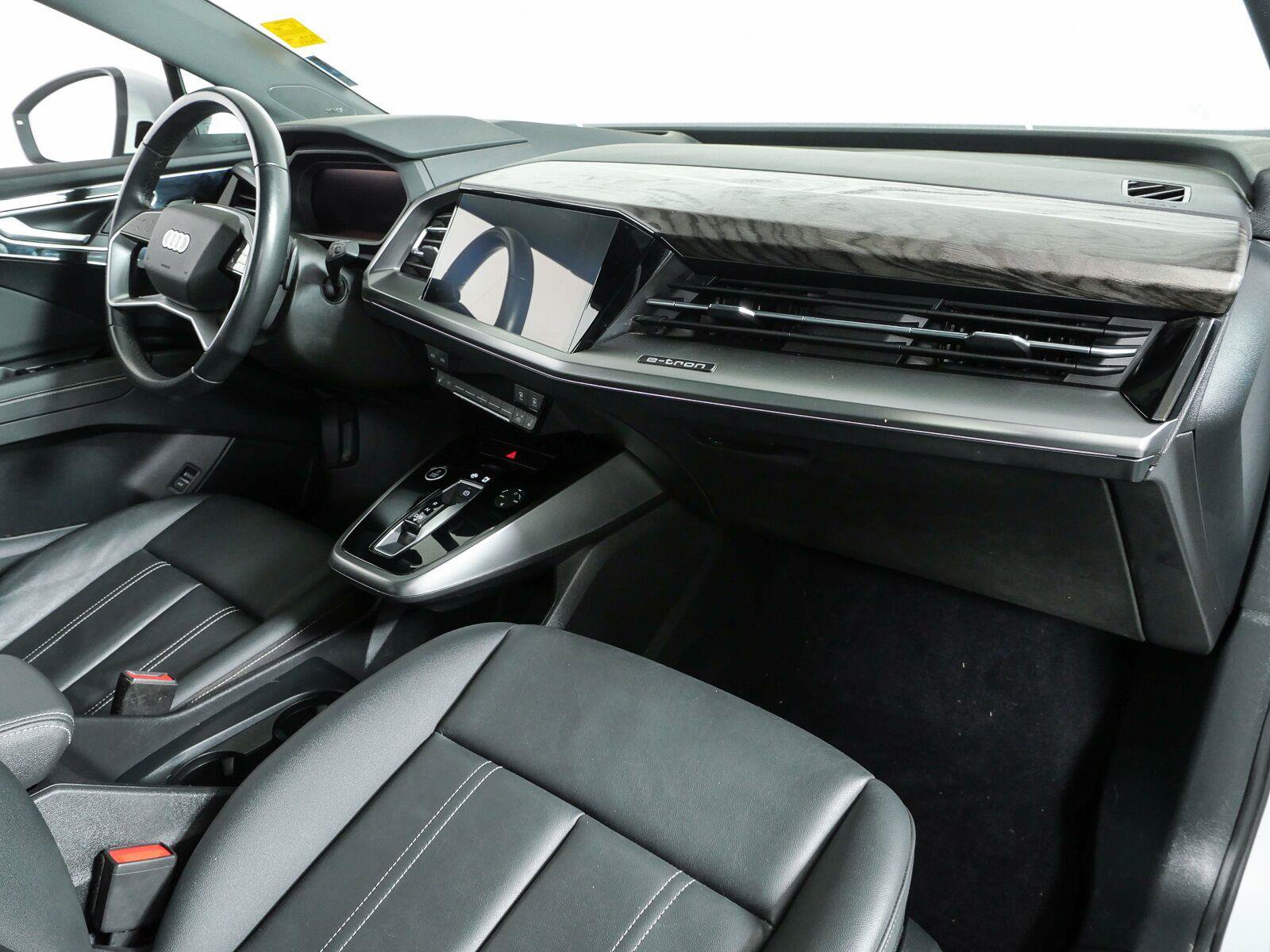 Used 2023 Audi Q4 e-tron Prestige w/ Black Optic Package AWD/4WD image 26