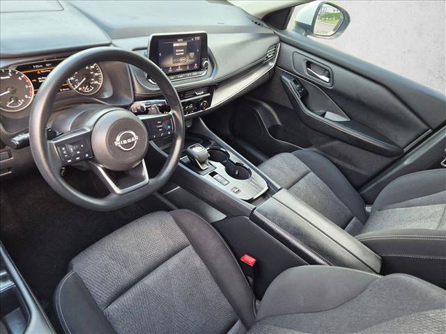 Used 2024 Nissan Rogue SV FWD image 14