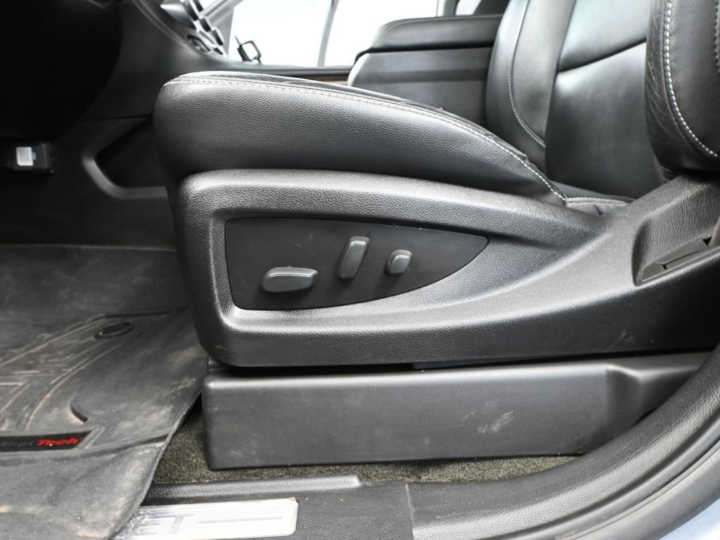 Used 2018 Chevrolet Tahoe LT w/ Skid Plate Package AWD/4WD image 27