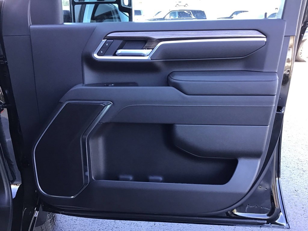 New 2026 Chevrolet Silverado 3500 LT image 23