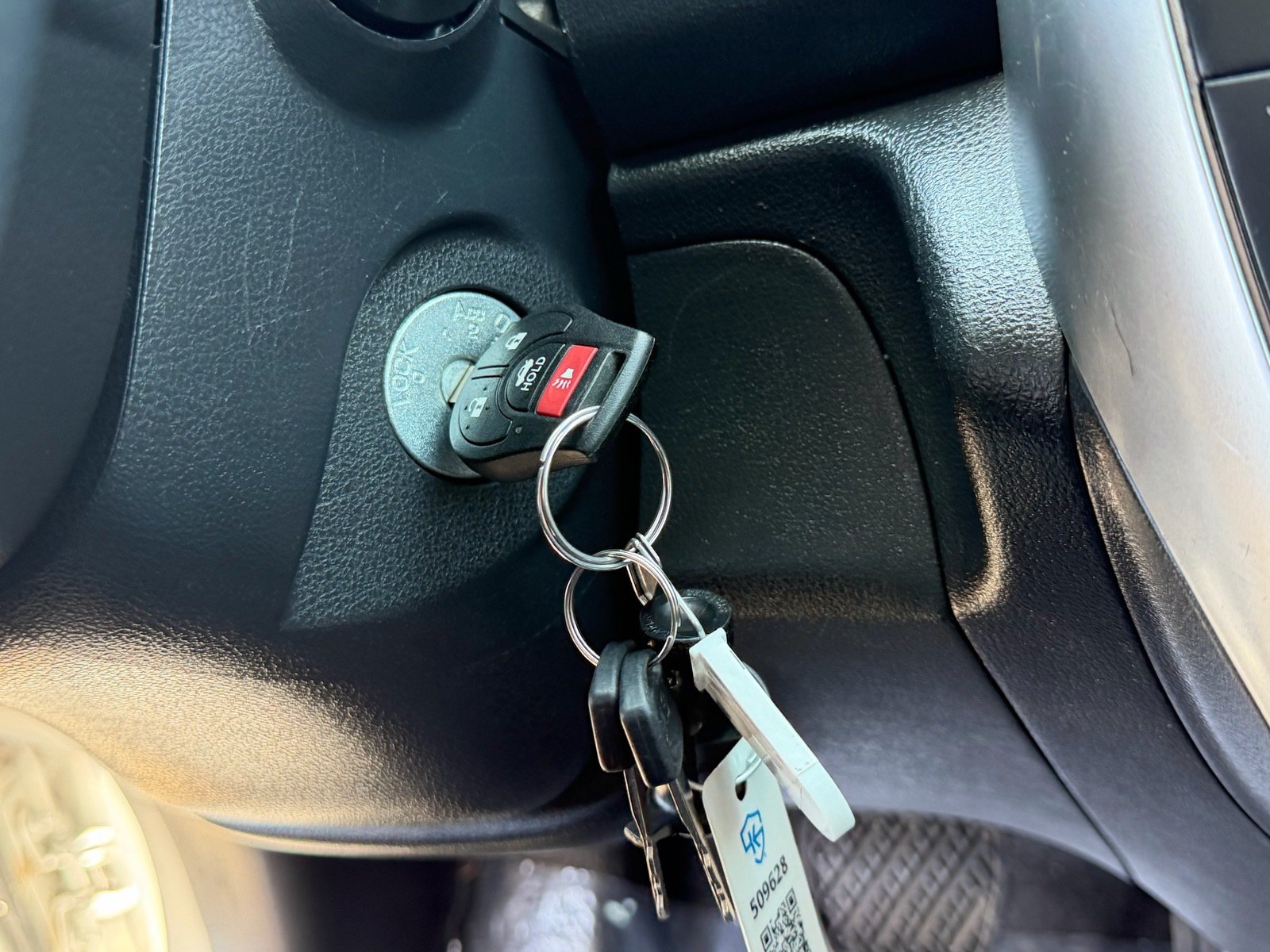 Used 2019 Nissan Versa SV FWD image 29