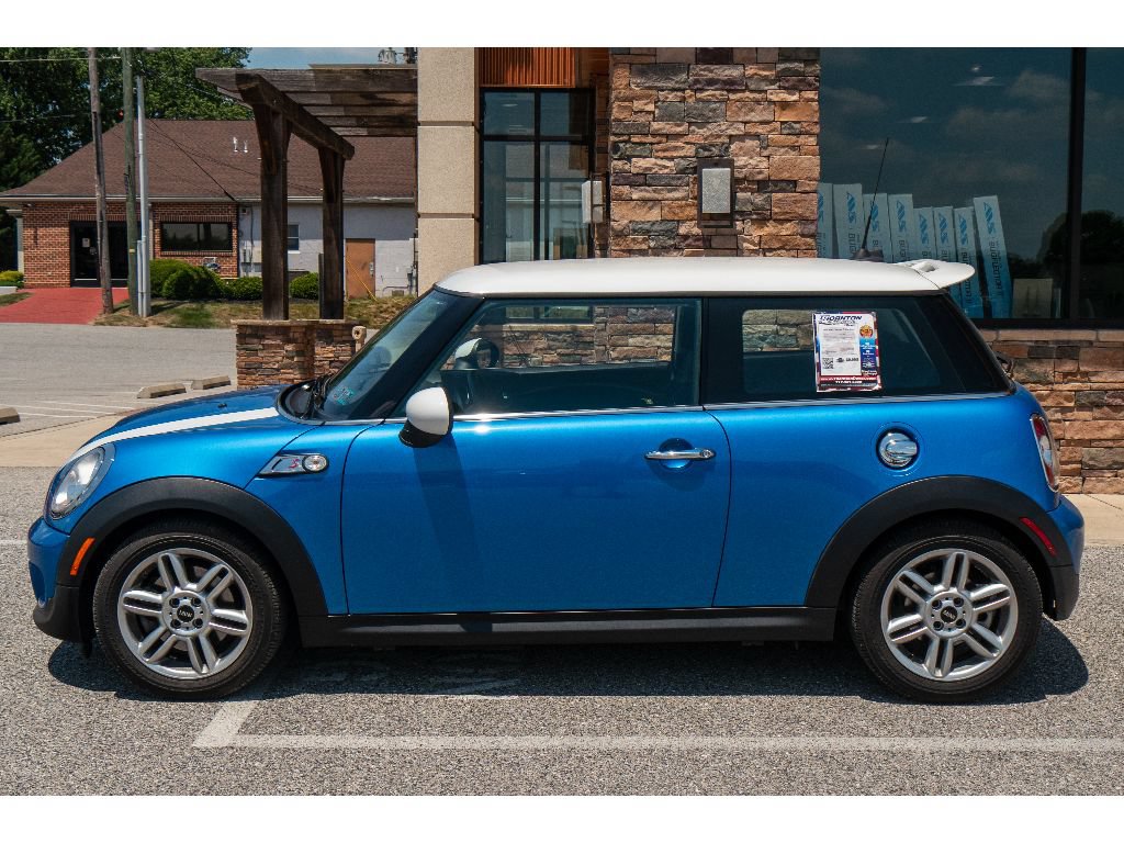 Used 2011 MINI Cooper S FWD image 6