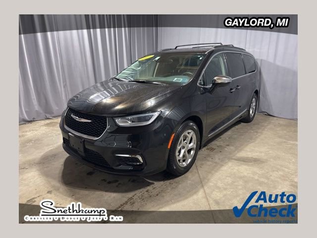 Used 2023 Chrysler Pacifica Limited FWD video 1