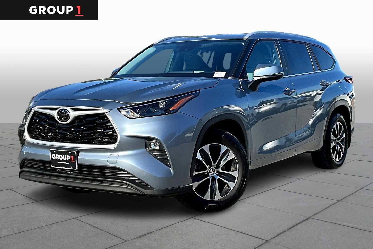Used 2023 Toyota Highlander XLE